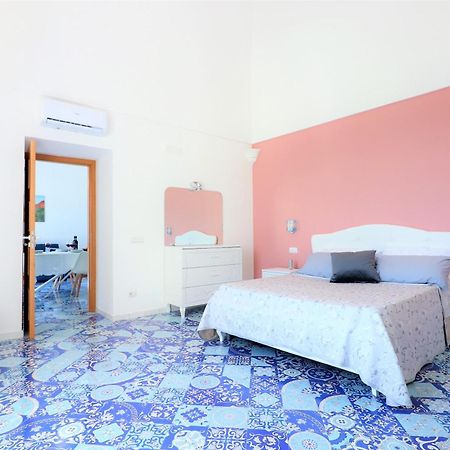 Mary'S Apartments - De Vivo Realty Massa Lubrense Extérieur photo