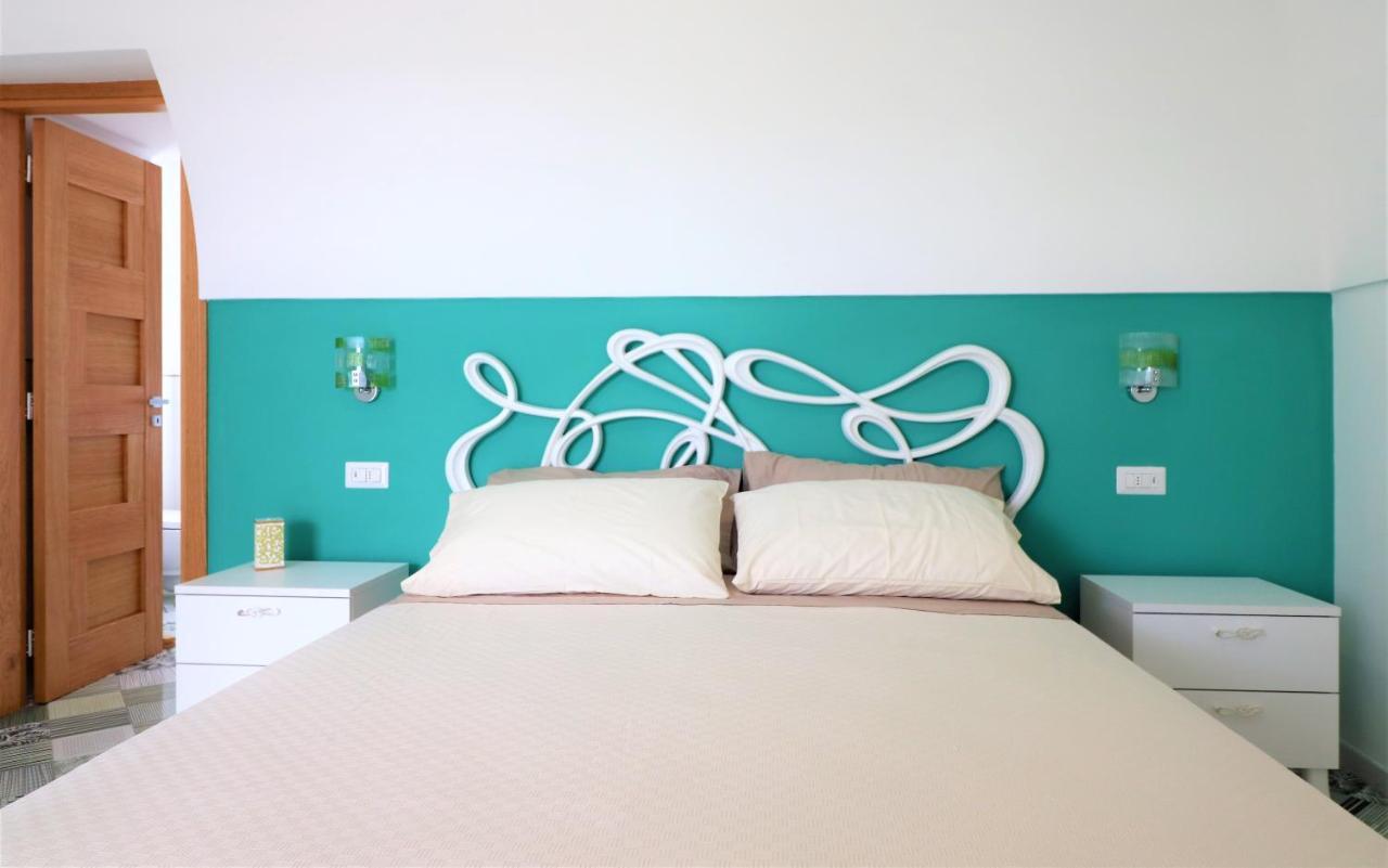 Mary'S Apartments - De Vivo Realty Massa Lubrense Extérieur photo