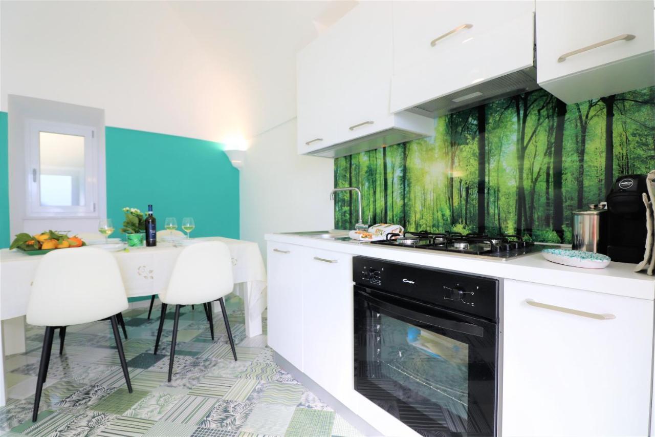 Mary'S Apartments - De Vivo Realty Massa Lubrense Extérieur photo